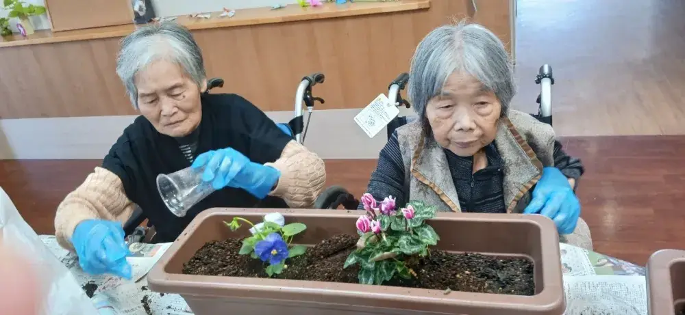 手仕事」を楽しむ活動