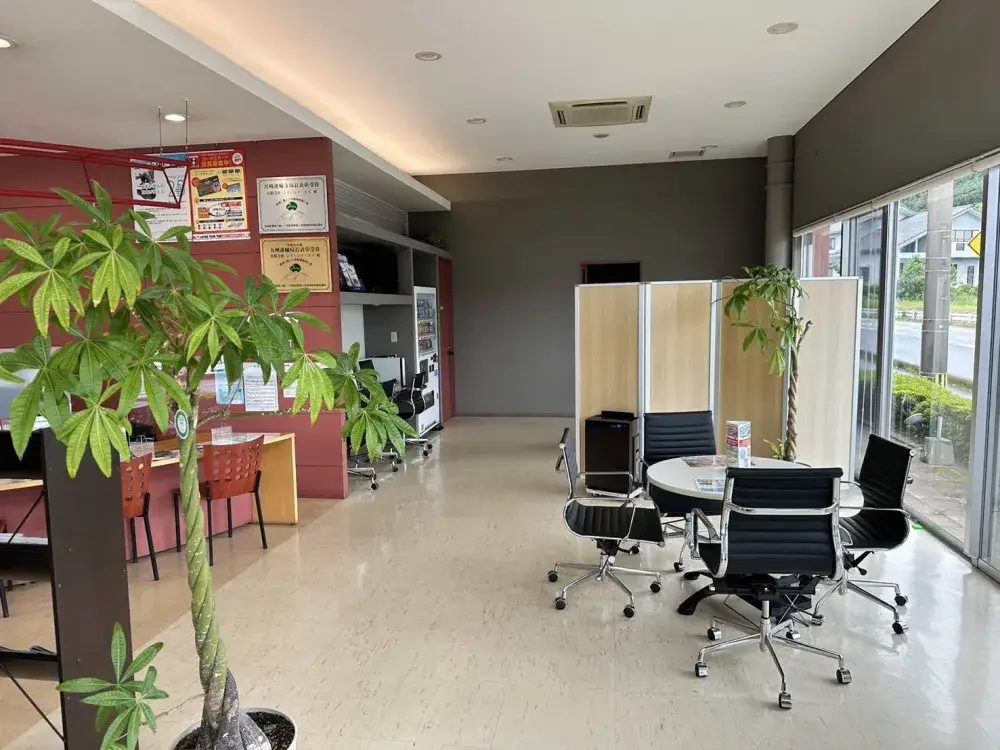 店舗内